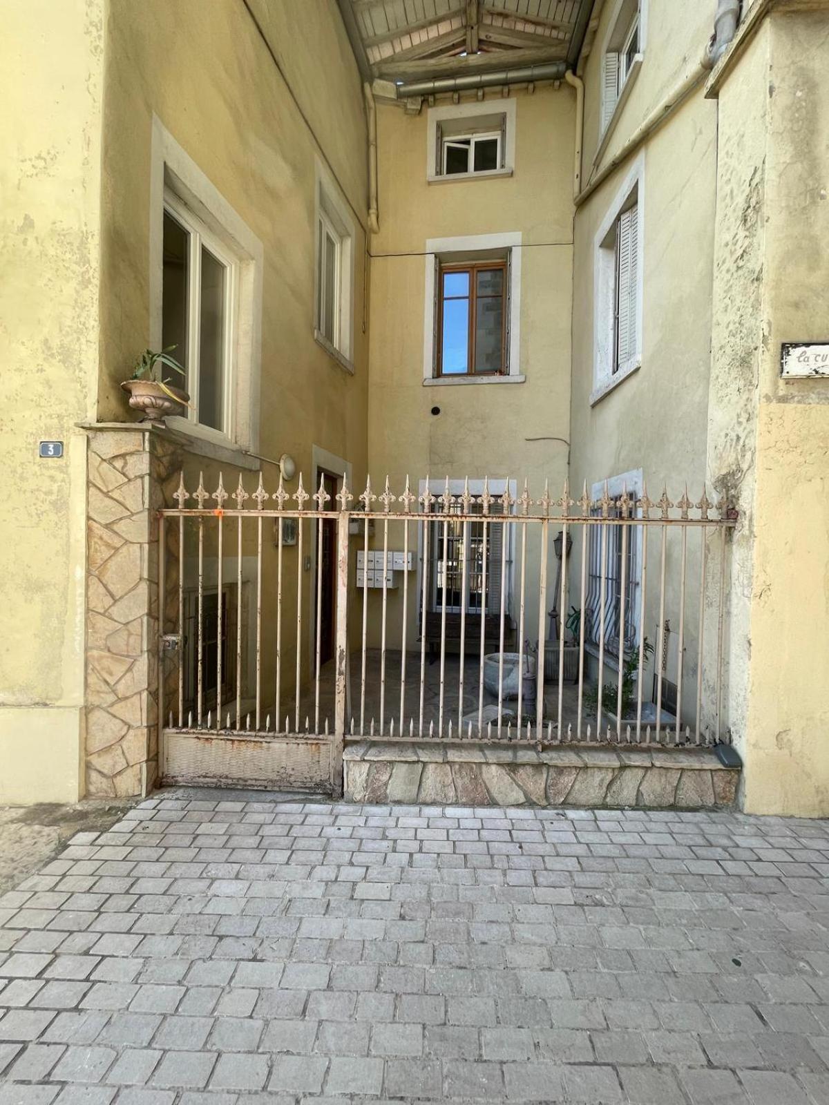 Suite Chic, Contemporaine Au Pied De La Cathedrale Vienne  Esterno foto